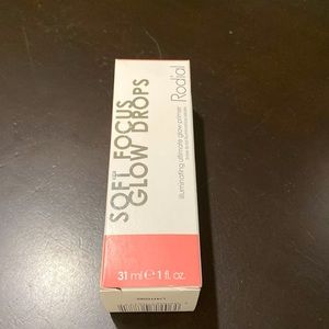 New in box Rodial Soft Focus Glow Drops